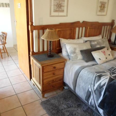 After8 B&B Kleinbaai Ngoại thất bức ảnh