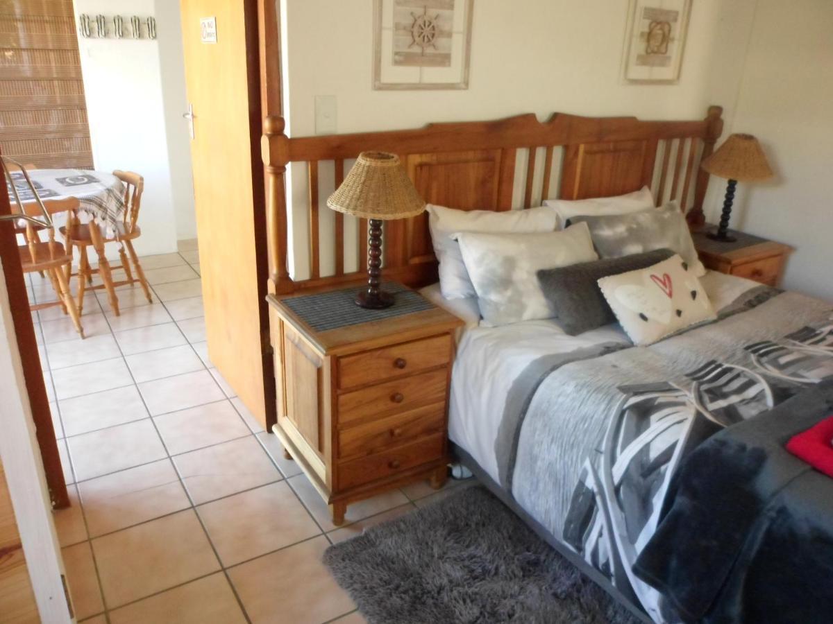 After8 B&B Kleinbaai Ngoại thất bức ảnh
